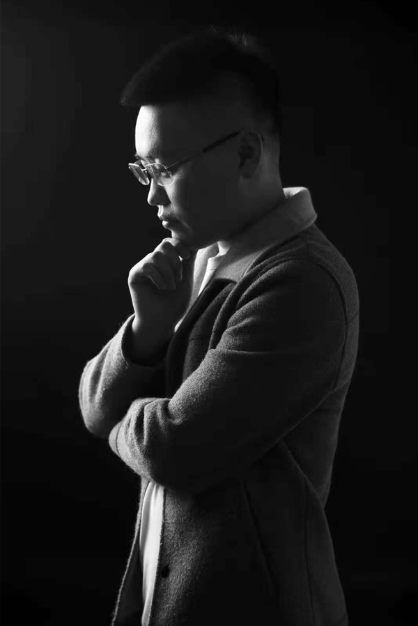 楊春波 設(shè)計(jì)師